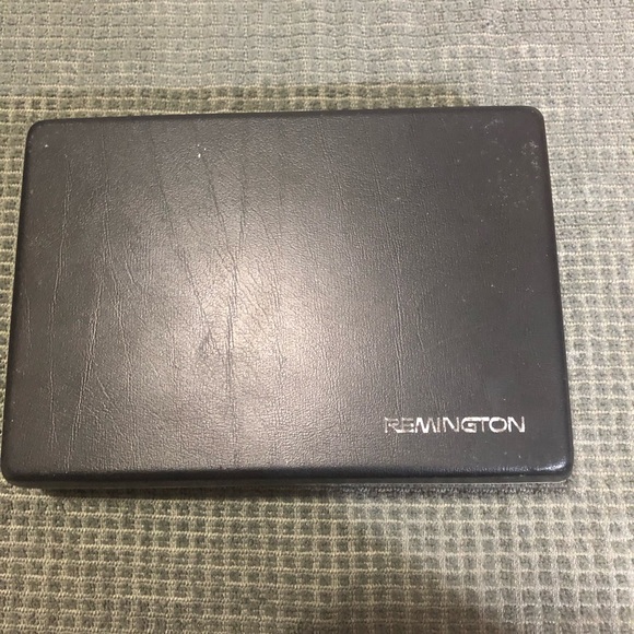 Remington Electric Razor Vintage 1970’s - Picture 2 of 6